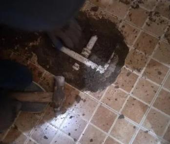 平谷卫生间漏水维修公司为您分享下卫生间渗水如何处理及注意事项